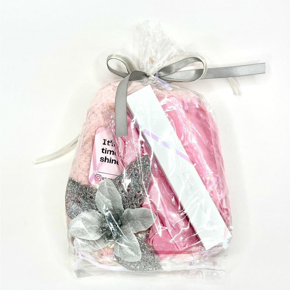 Luxurious Pink Bath Set with Silver Accents
